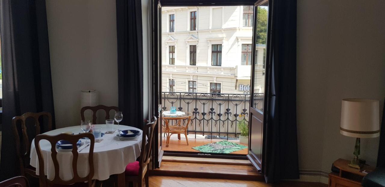 Astronomiczny Apartament , Mieszkanie 2 Pokojowe. Parking. Torun Exterior foto