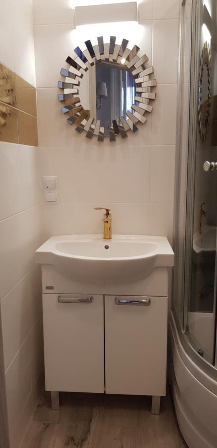 Astronomiczny Apartament , Mieszkanie 2 Pokojowe. Parking. Torun Exterior foto